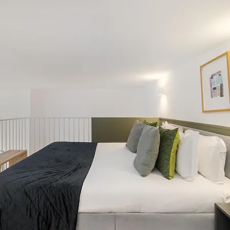 Apartamento Whome Lisbon's Elite A Stylish & Modern W Patio *