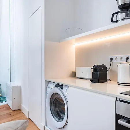 דירה Whome Lisbon's Elite A Stylish & Modern W Patio ליסבון